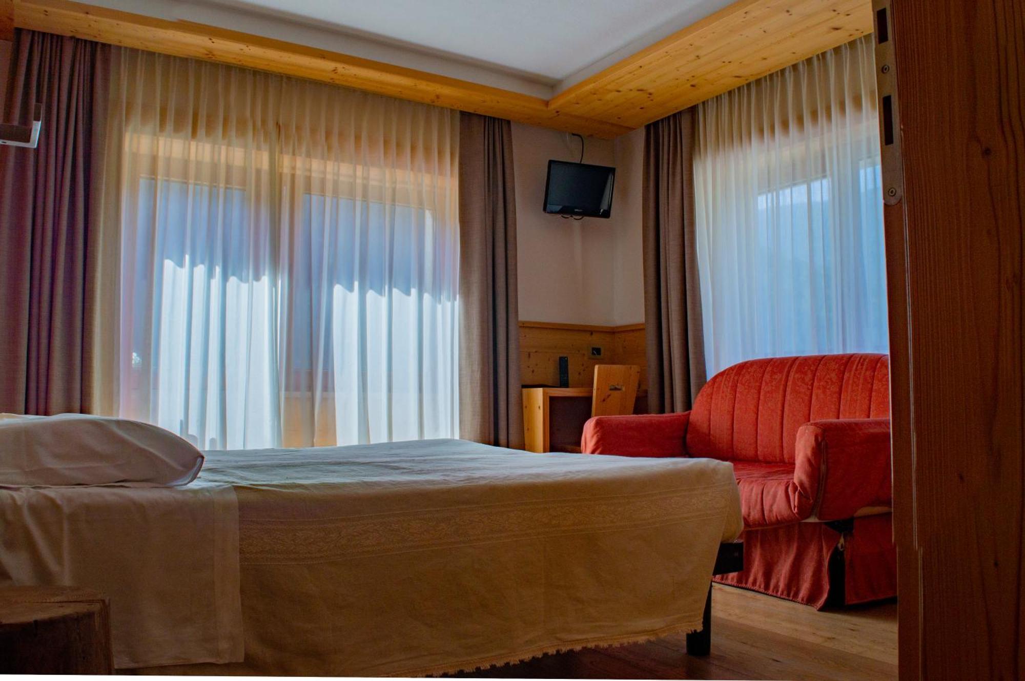 Hotel Serena - Tre Cime Views Auronzo di Cadore Exterior foto