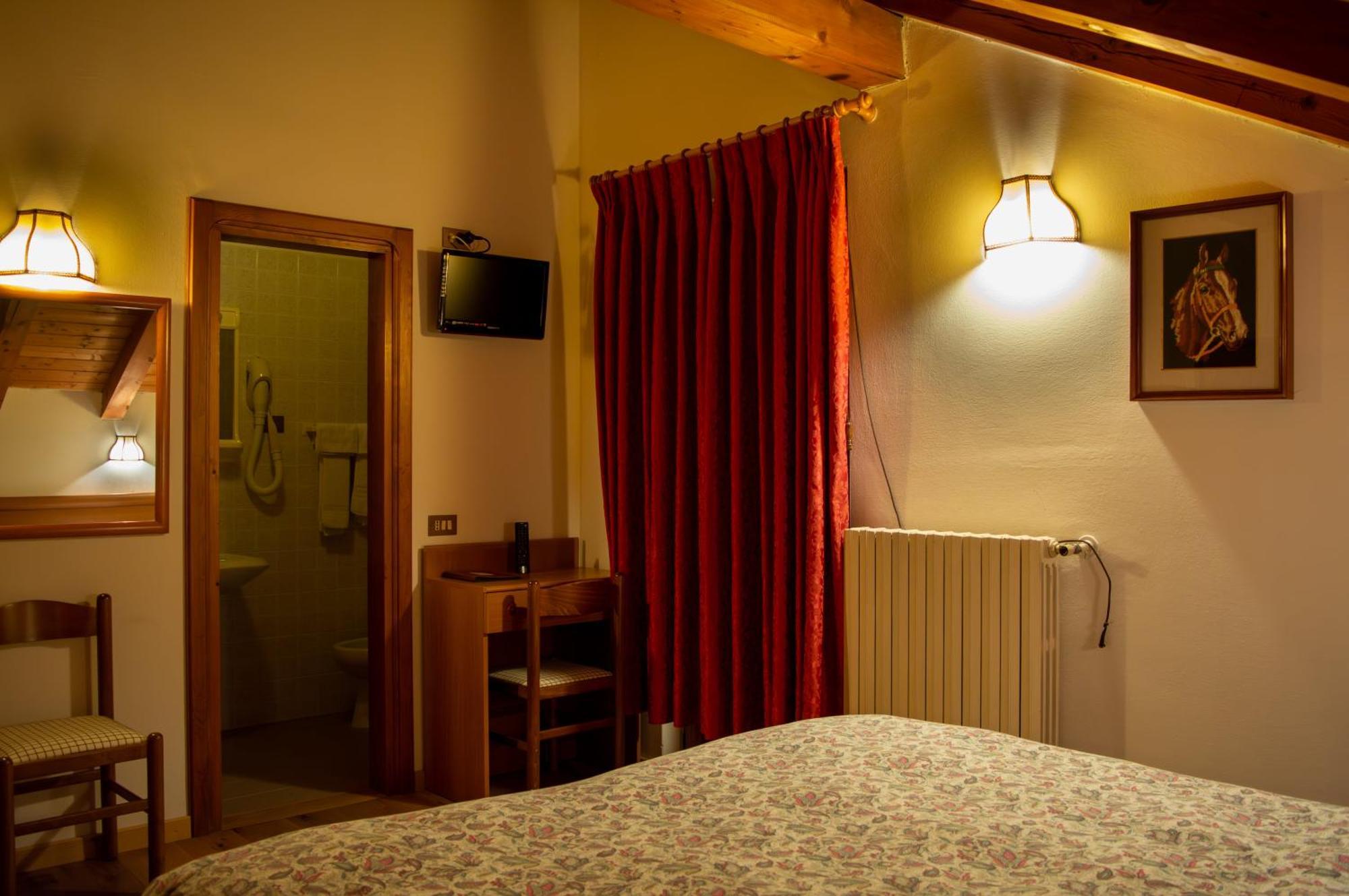 Hotel Serena - Tre Cime Views Auronzo di Cadore Habitación foto